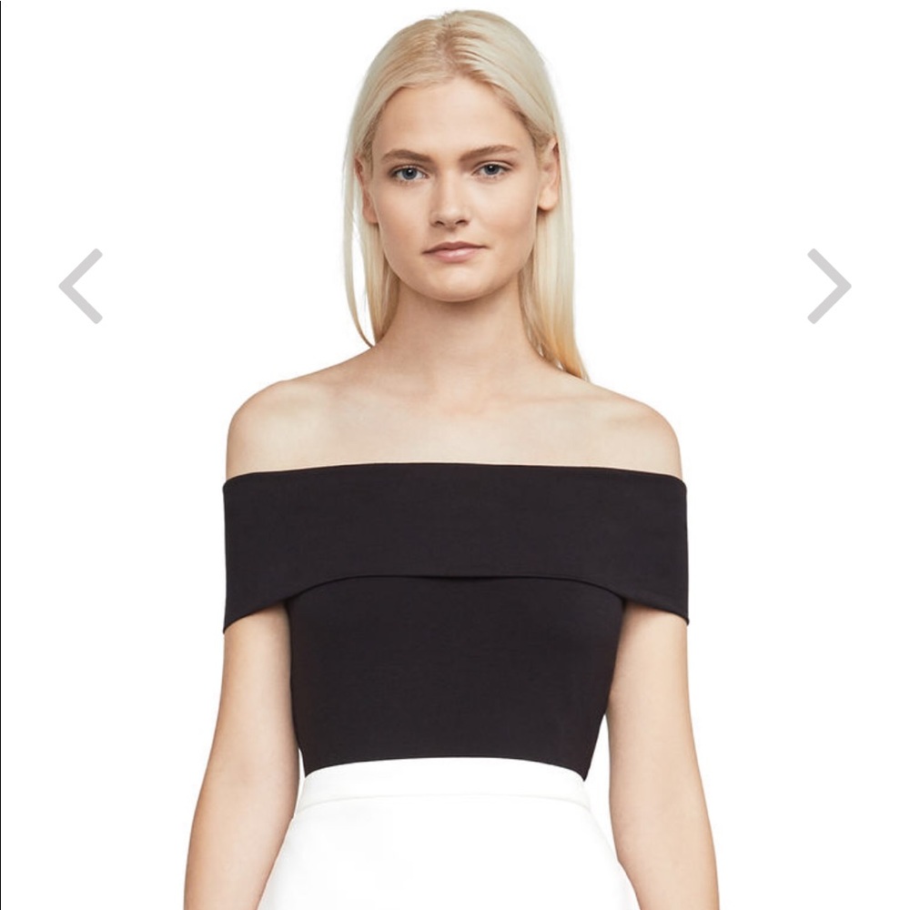 Off shoulders shirt